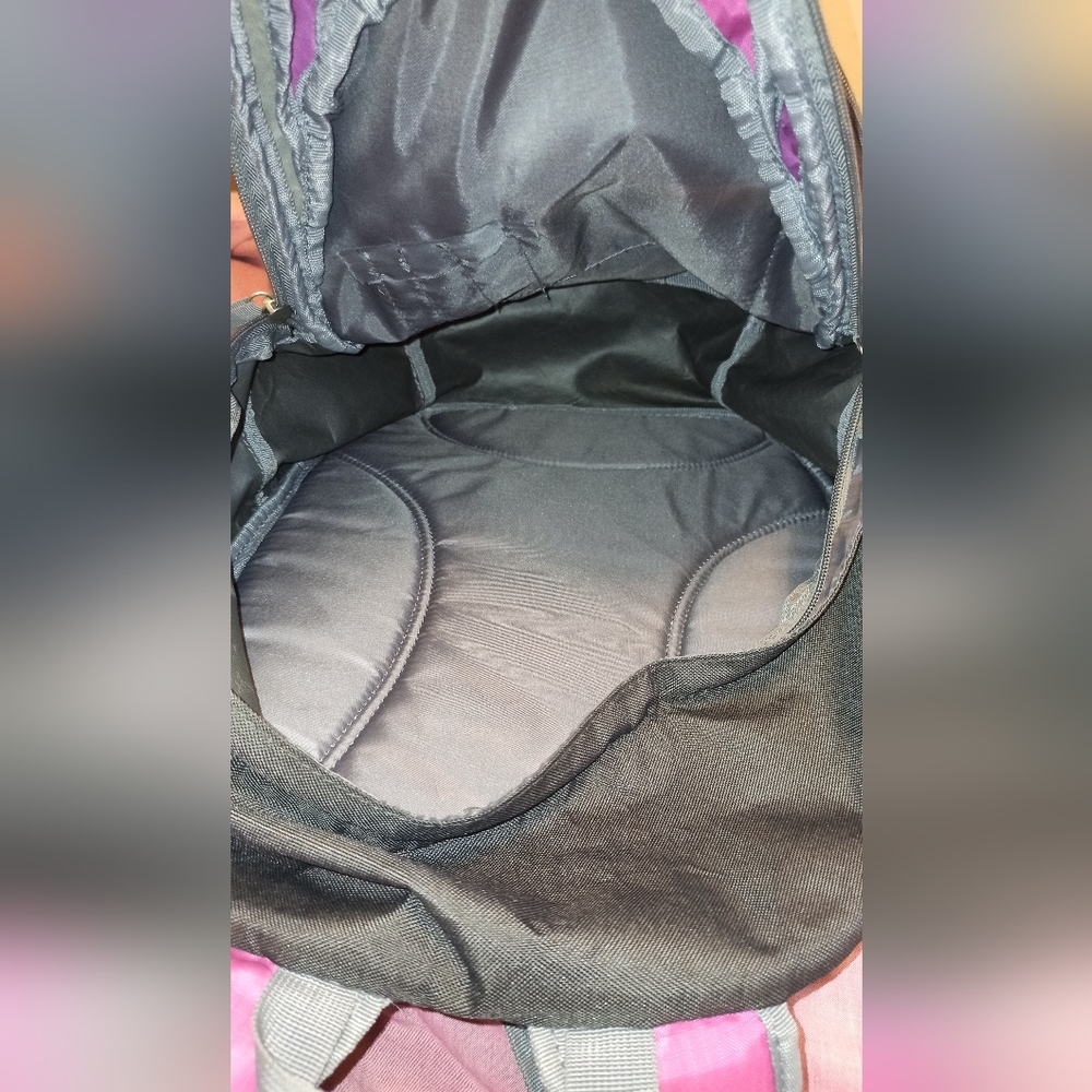 Embark Backpack - Picture 5 of 6